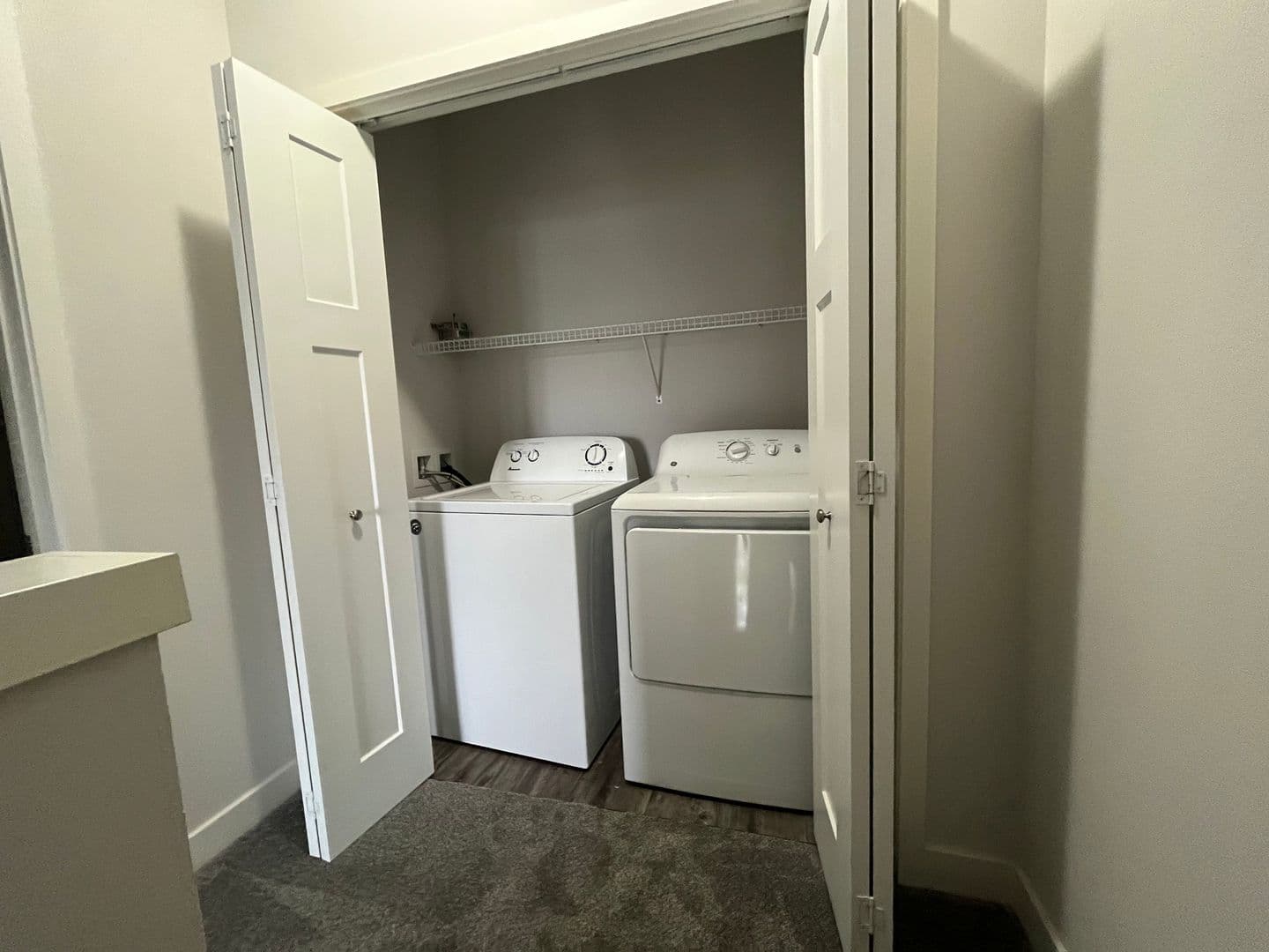 Cottage Grove Apartment: 2515 Gaston Road