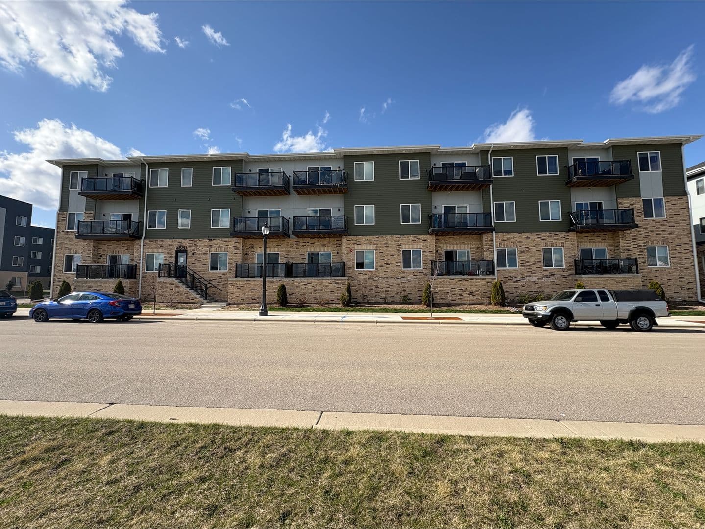 Fitchburg Apartment: 4880 Brassica Road