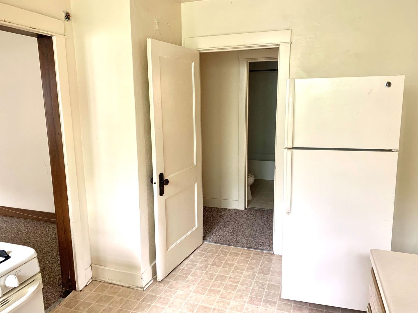 Madison Apartment: 1615 Monroe Street