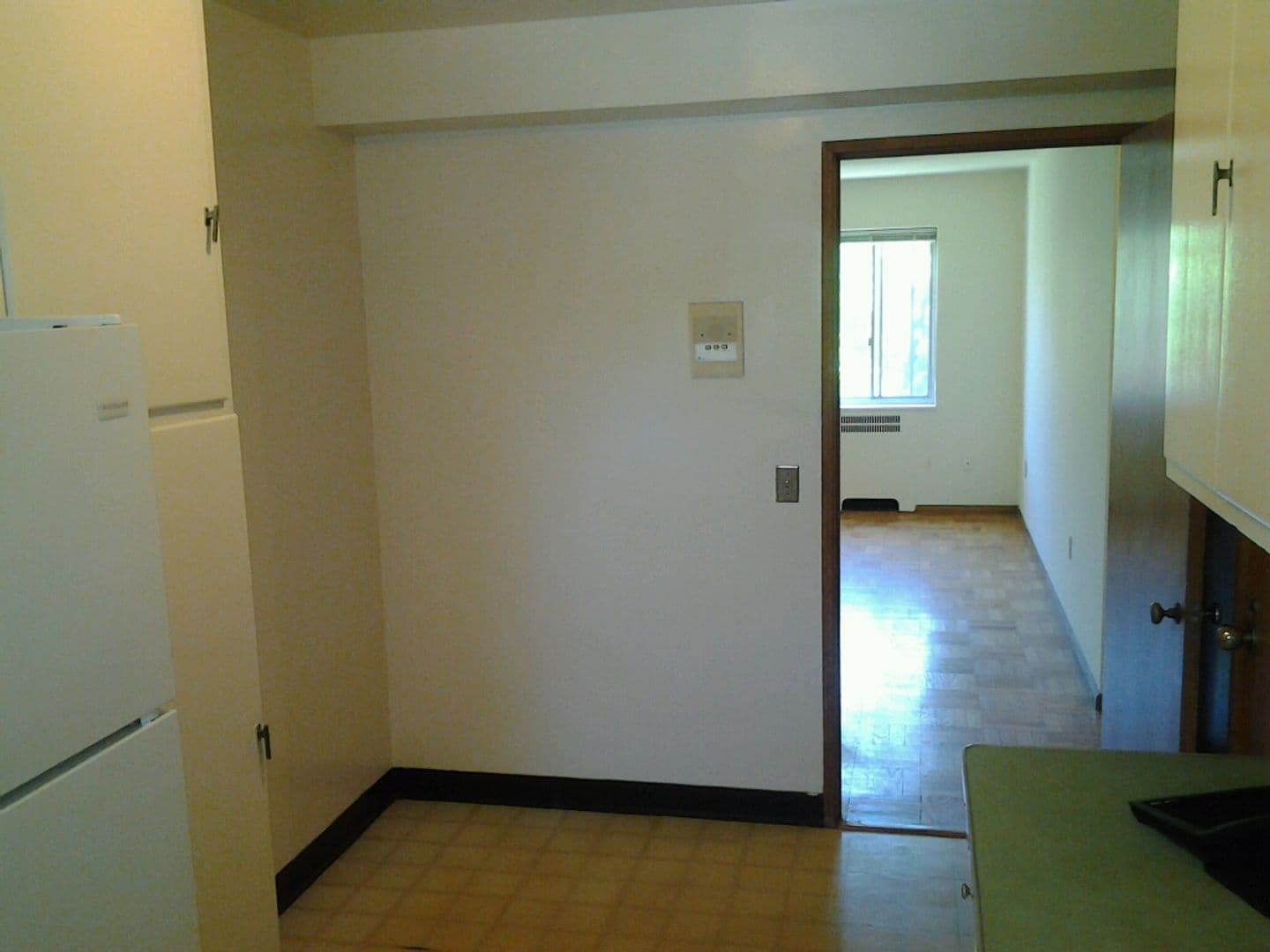 Madison Apartment: 1620-1664 Monroe St & 603 Stockton Ct