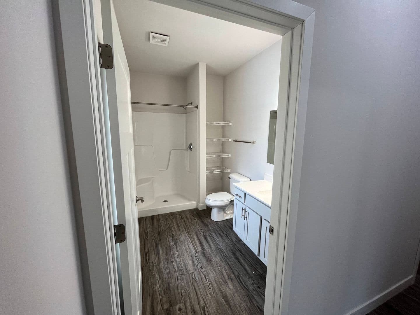 Cottage Grove Apartment: 2515 Gaston Road
