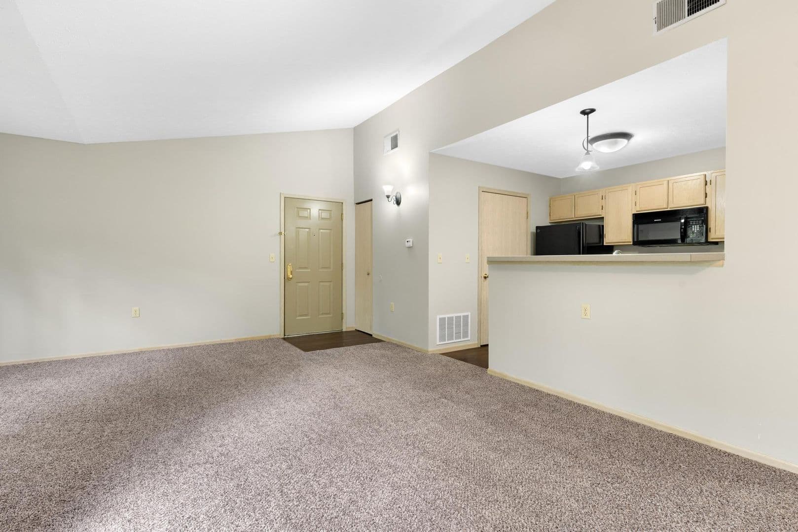 Norton Apartment: 3343 Columbia Woods Dr