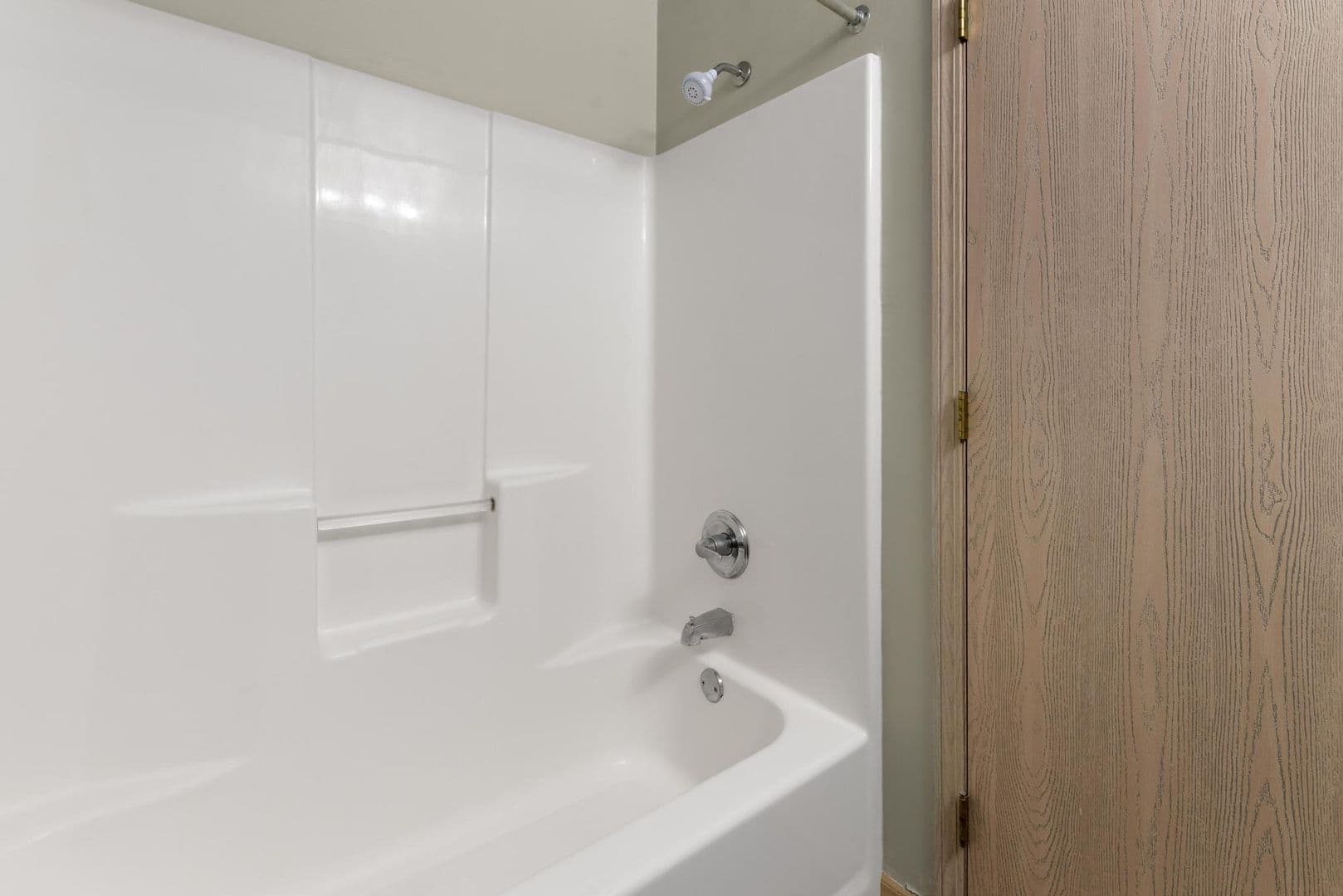 Norton Apartment: 3343 Columbia Woods Dr