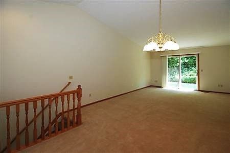 Norton Apartment: 3919-3943 Long Dr.
