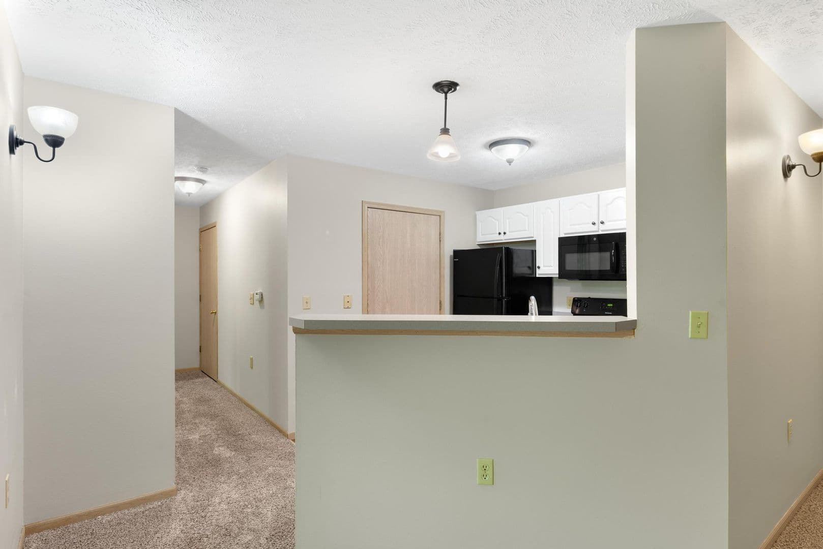 Norton Apartment: 3343 Columbia Woods Dr