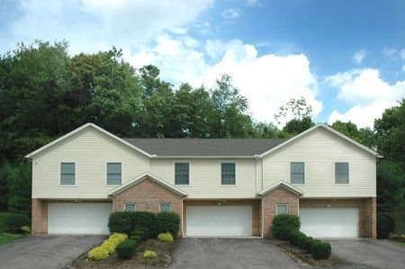 Norton Apartment: 3919-3943 Long Dr.