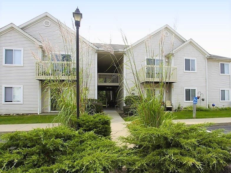Norton Apartment: 3343 Columbia Woods Dr