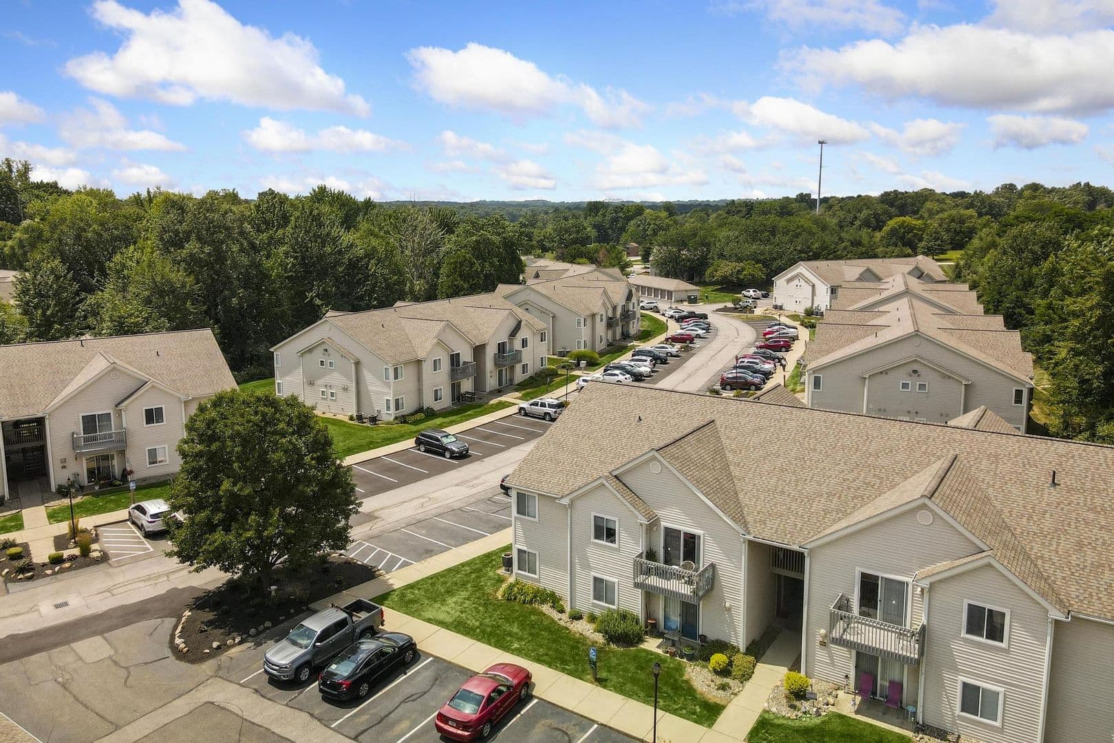 Norton Apartment: 3343 Columbia Woods Dr