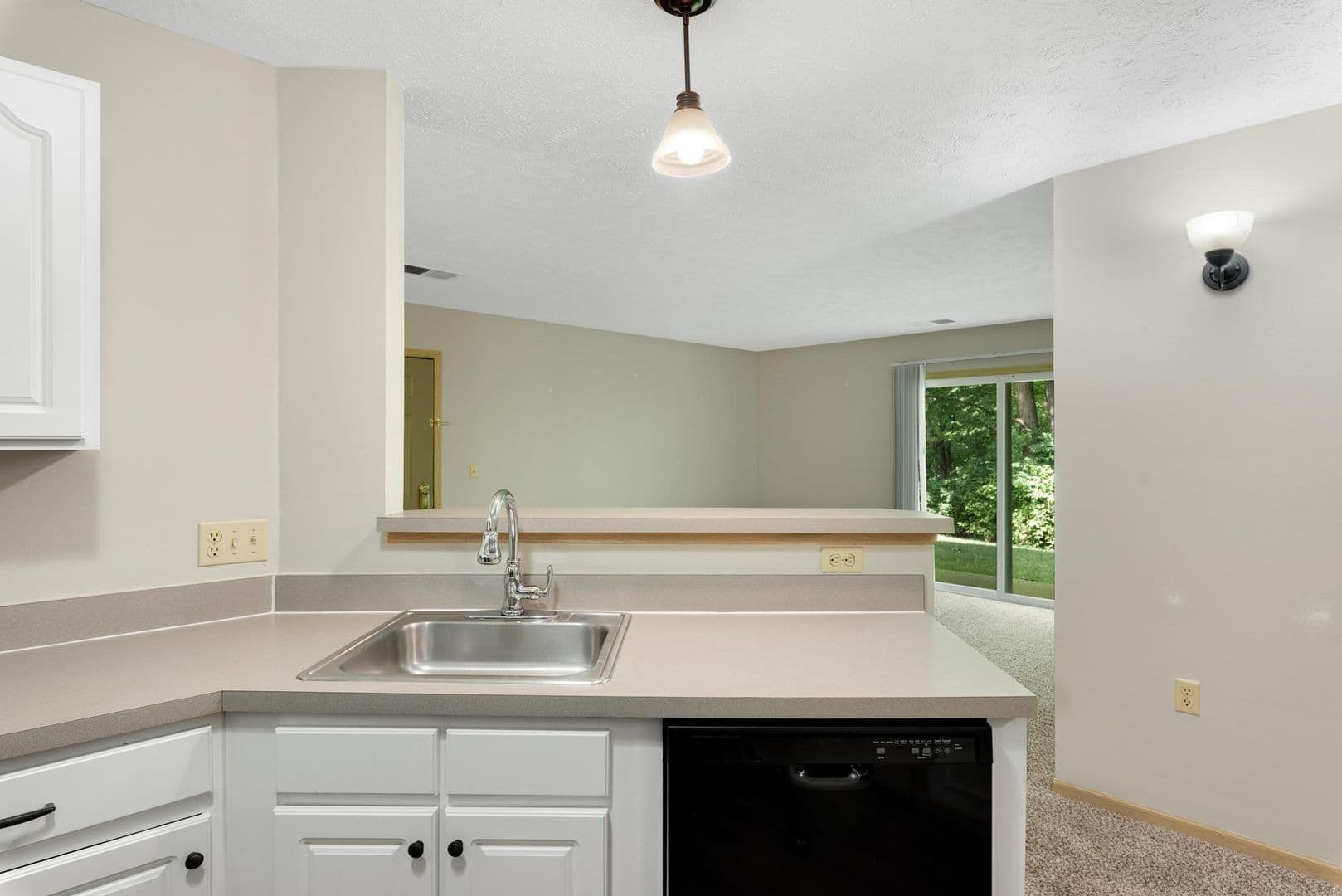 Norton Apartment: 3343 Columbia Woods Dr