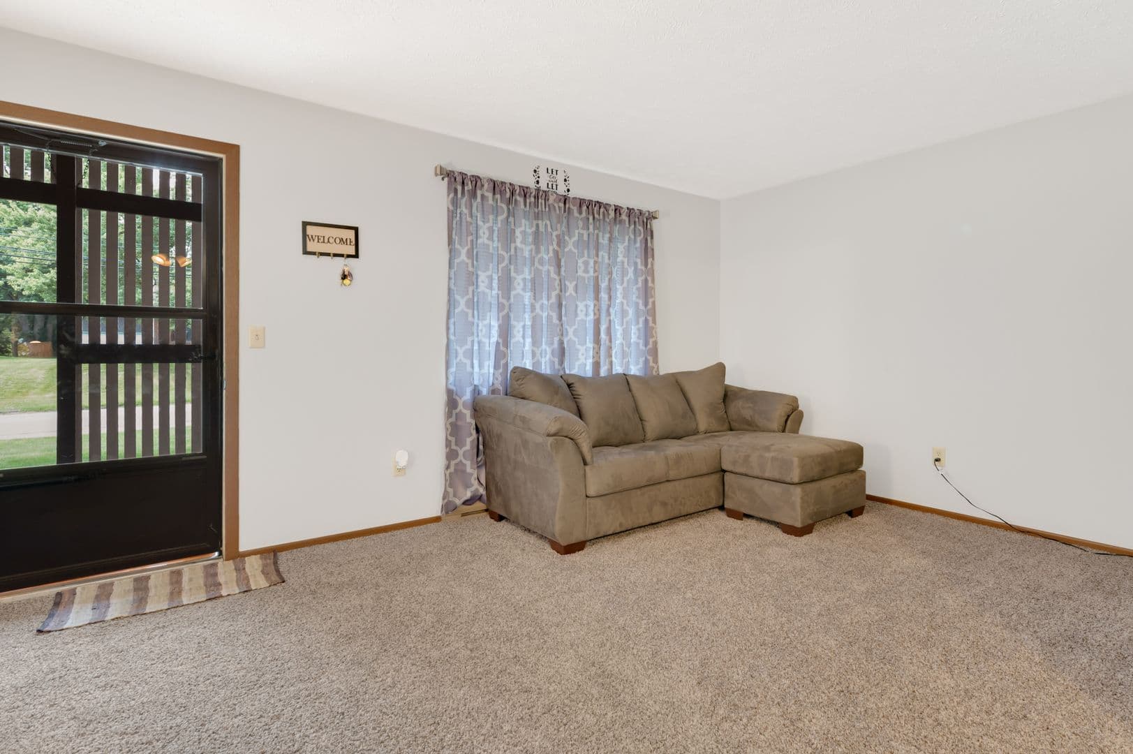 Akron Apartment: 2275 Eastwood Ave