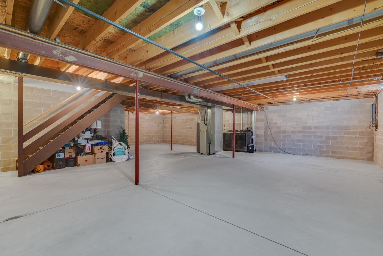 Norton Apartment: 3953 & 3954 Mt. Vernon Blvd.