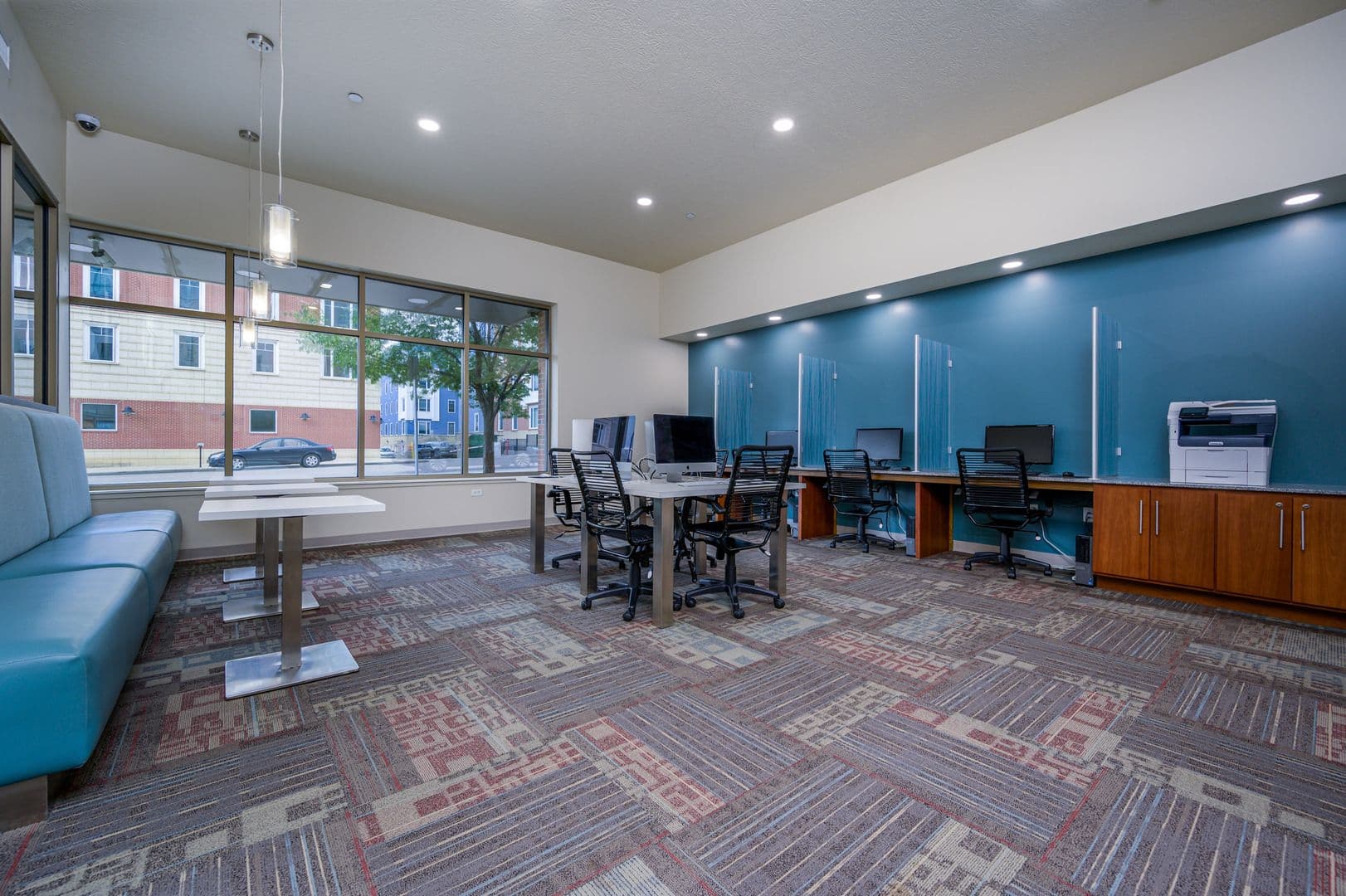 Akron Apartment: 401 S. Main St.
