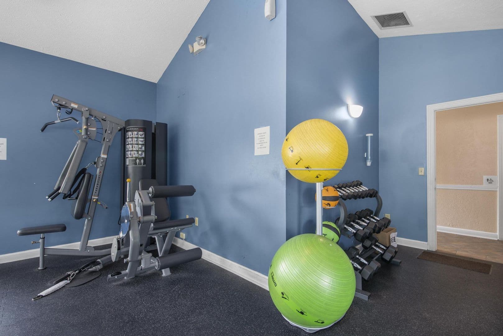 Norton Apartment: 3343 Columbia Woods Dr