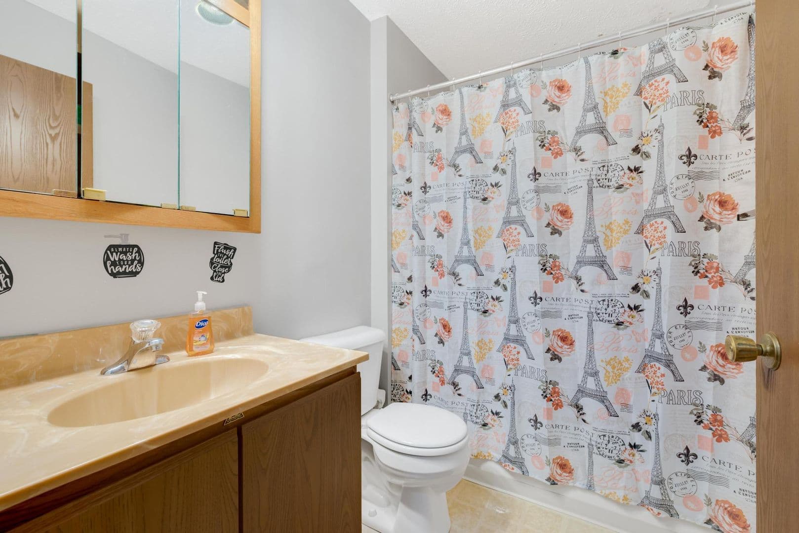 Akron Apartment: 2275 Eastwood Ave