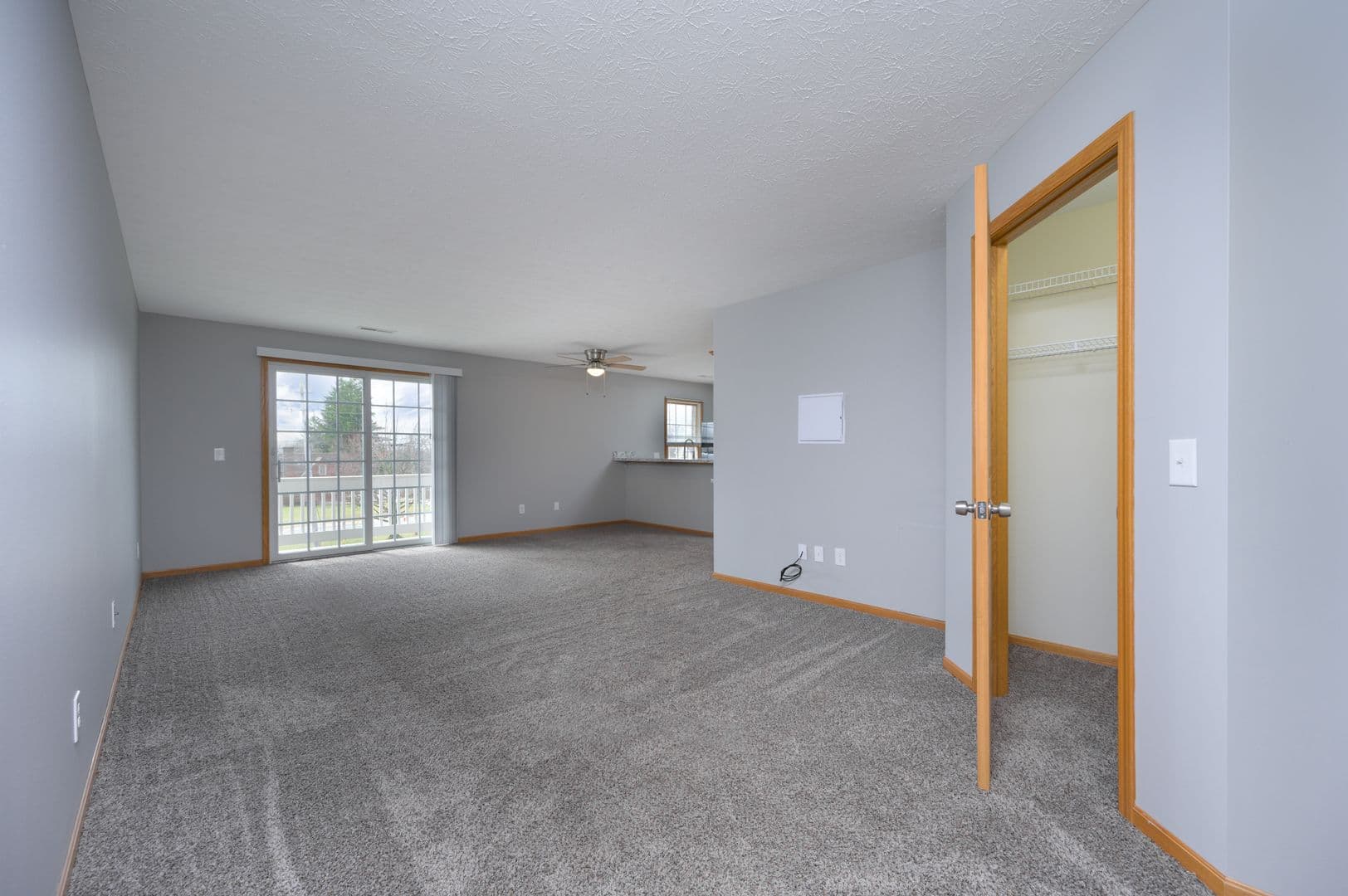 Norton Apartment: 3953 & 3954 Mt. Vernon Blvd.