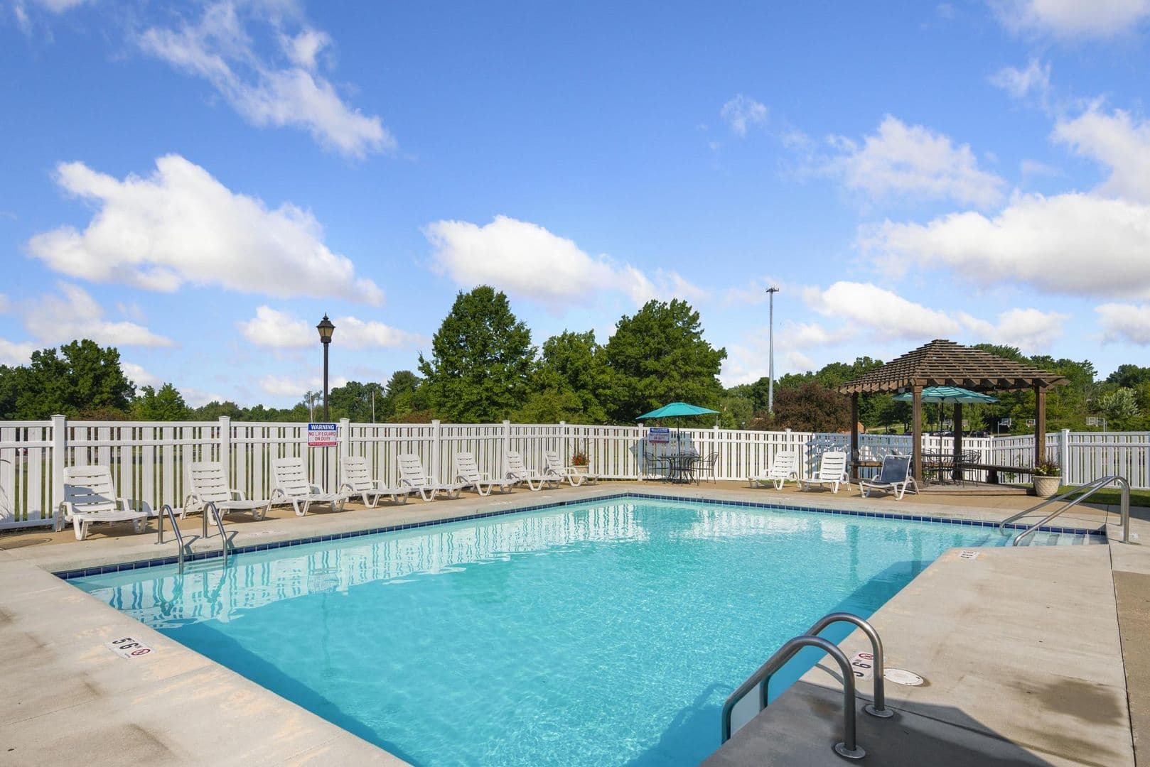 Norton Apartment: 3343 Columbia Woods Dr