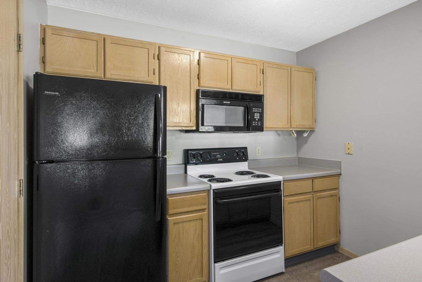 Norton Apartment: 3343 Columbia Woods Dr