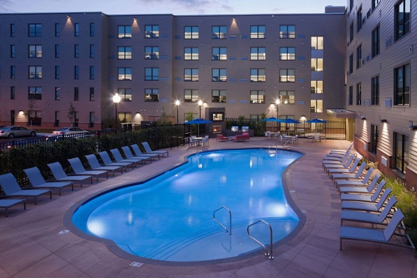 Akron Apartment: 401 S. Main St.