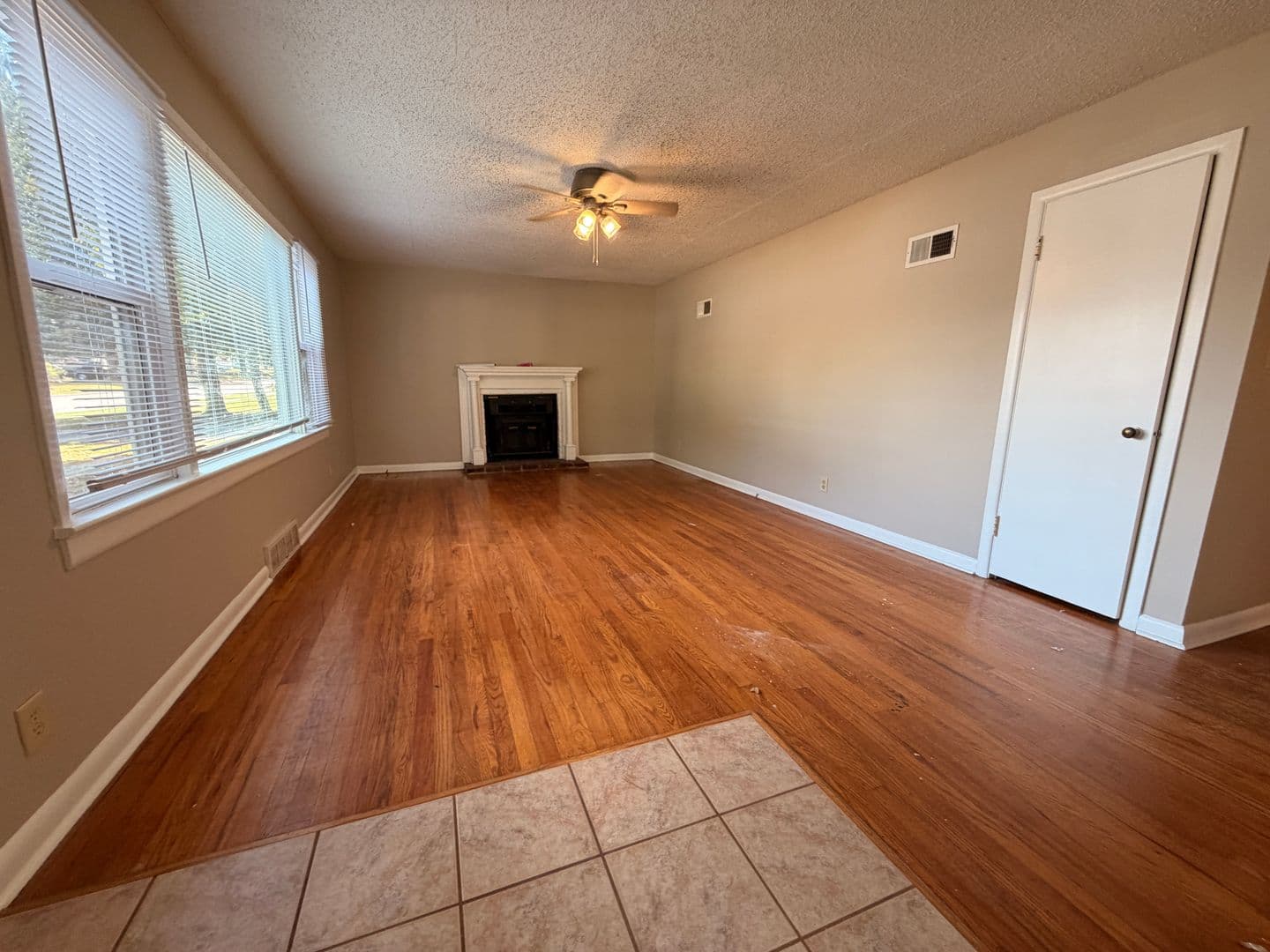 Springfield House: 1317 S Kentwood Ave