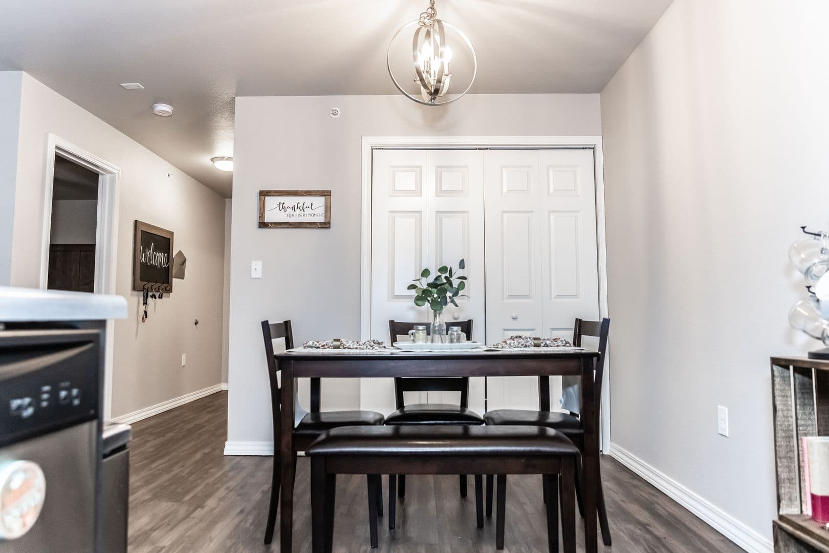 Springfield Apartment: 2013 E. Cherry St.