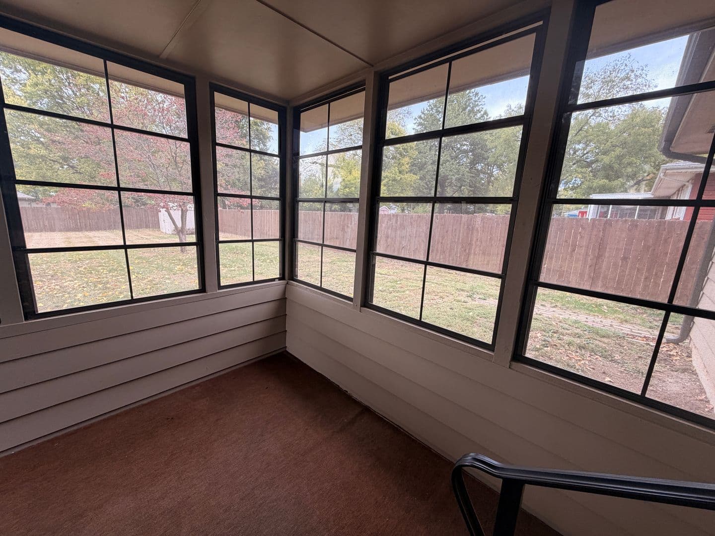 Springfield House: 2053 S. Kimbrough Ave