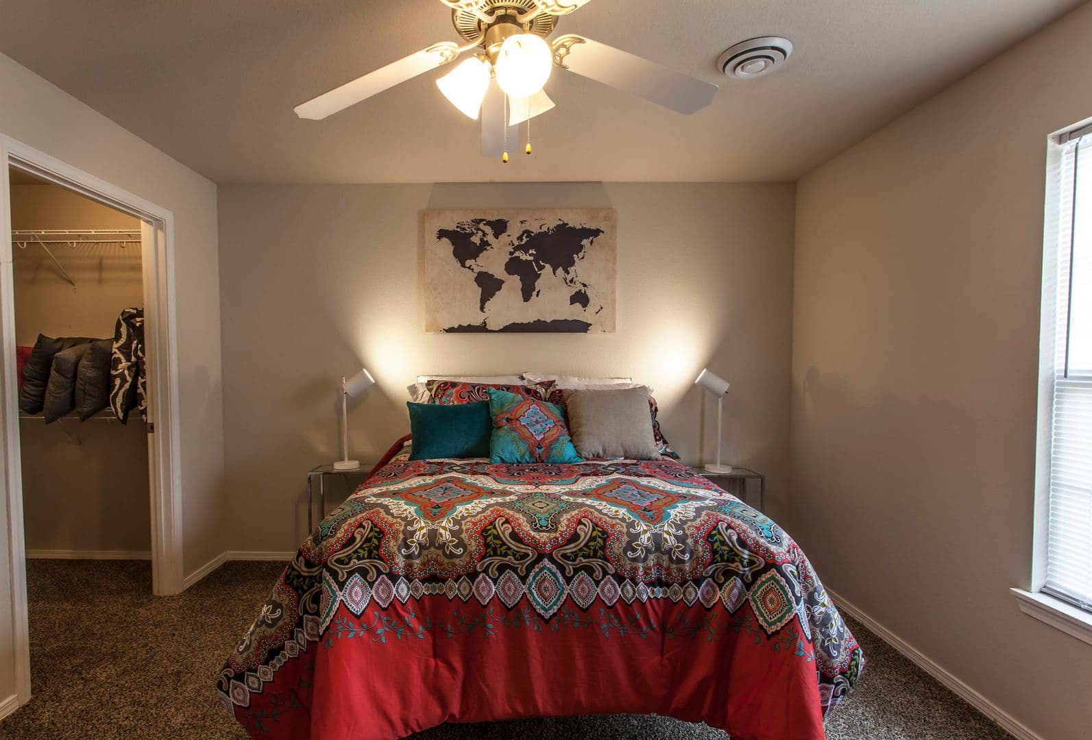 Springfield Apartment: 923 W. Battlefield