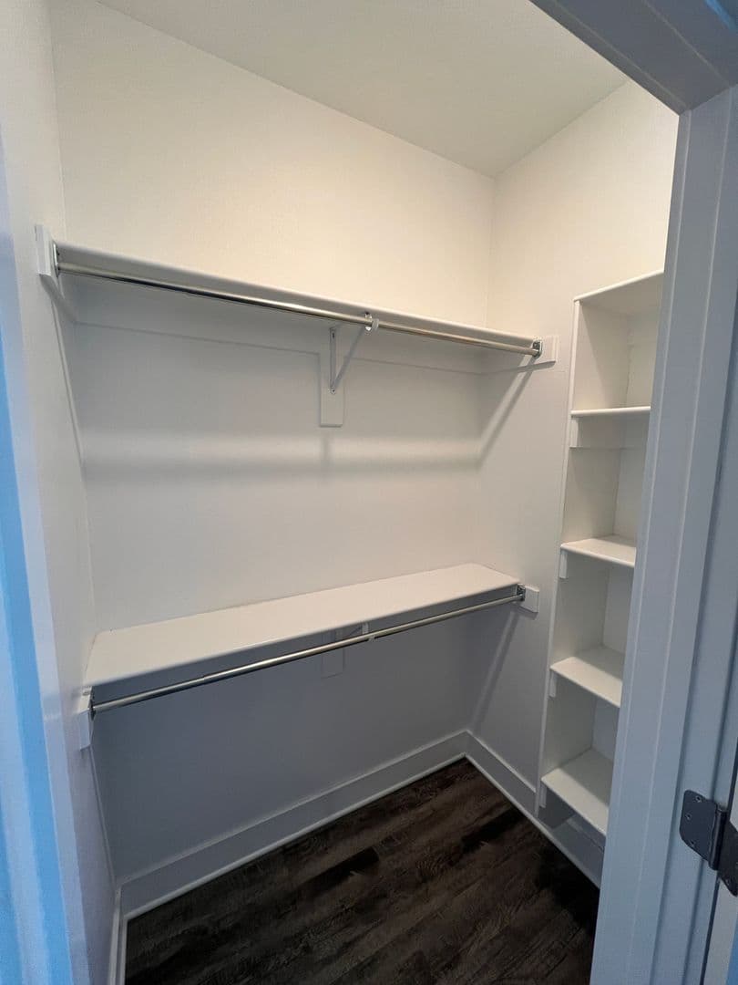 Springfield Apartment: 540 S. Kickapoo