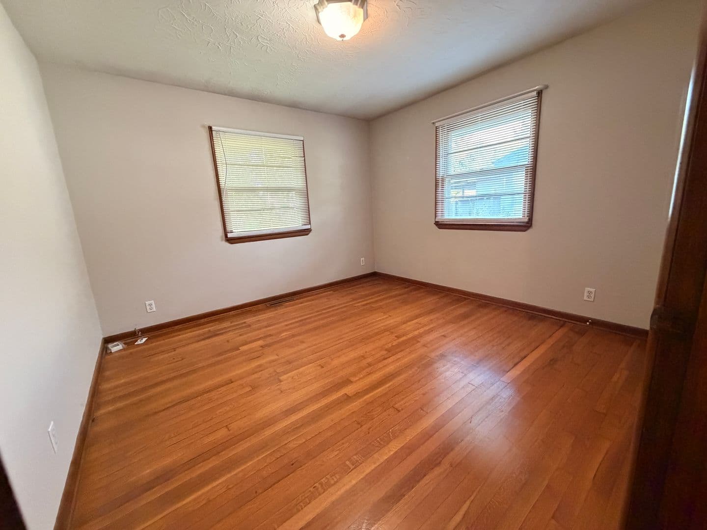 Springfield House: 1333 S. Cedarbrook Ave