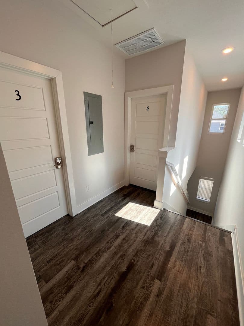 Springfield Apartment: 540 S. Kickapoo