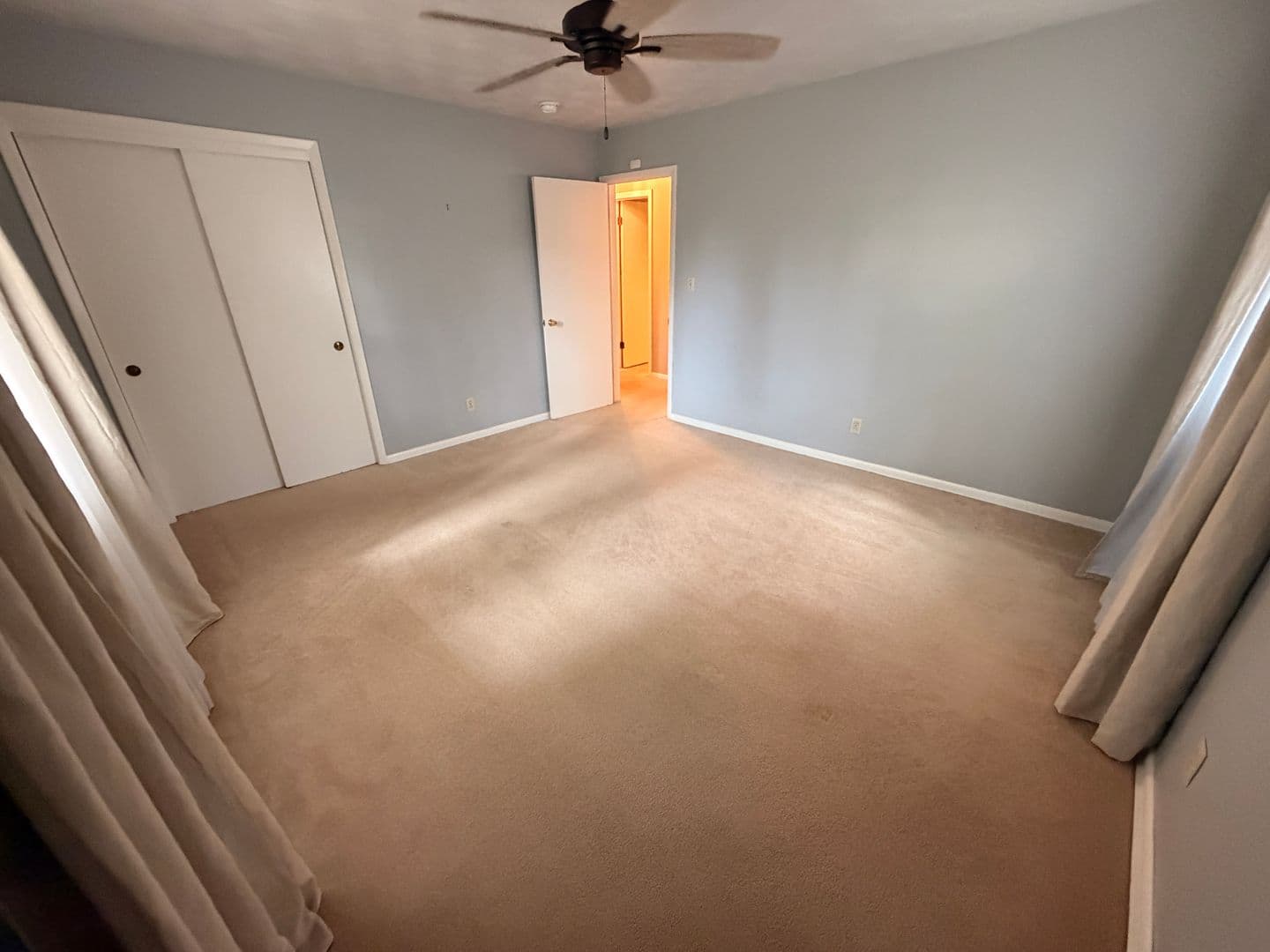 Springfield House: 2053 S. Kimbrough Ave