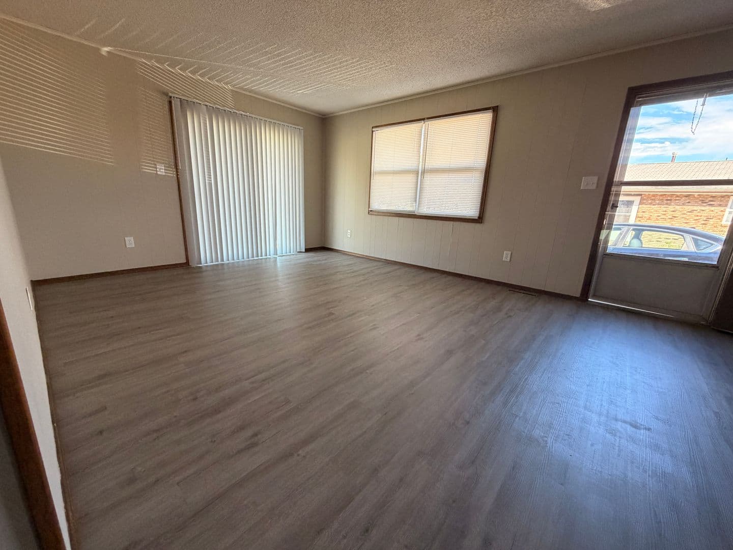Springfield Apartment: 1632-1750 S. Kentwood Ave.