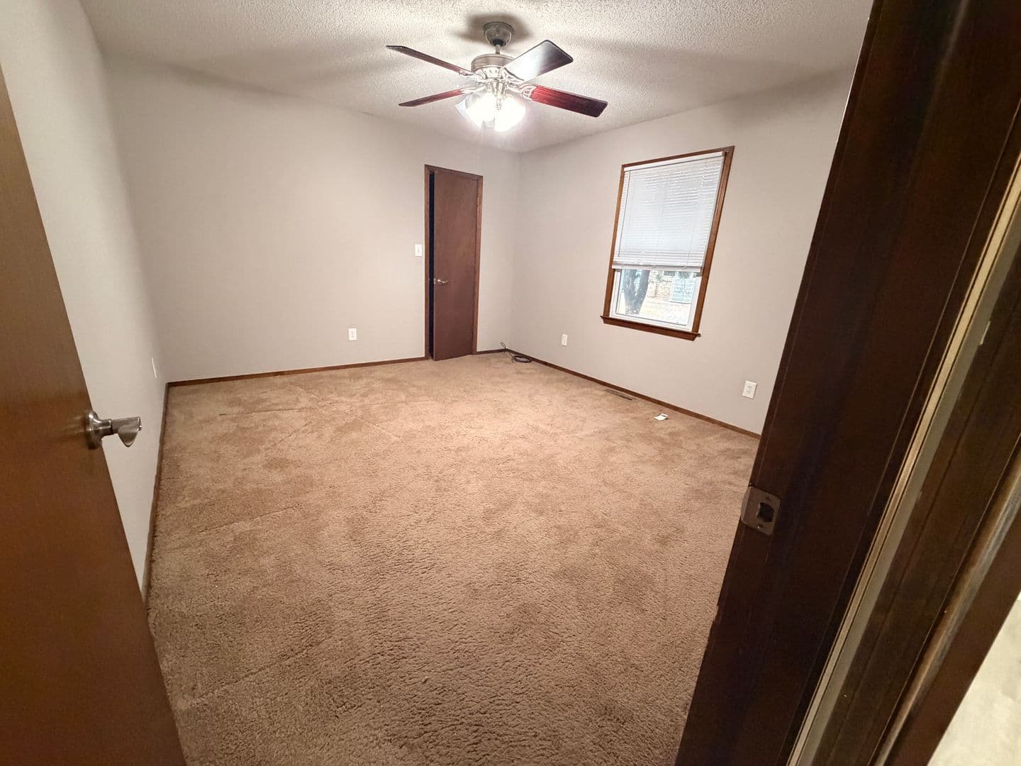 Springfield Apartment: 1632-1750 S. Kentwood Ave.