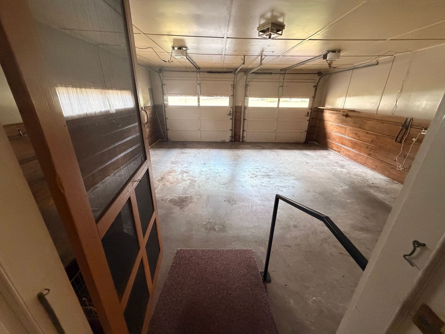 Springfield House: 2053 S. Kimbrough Ave