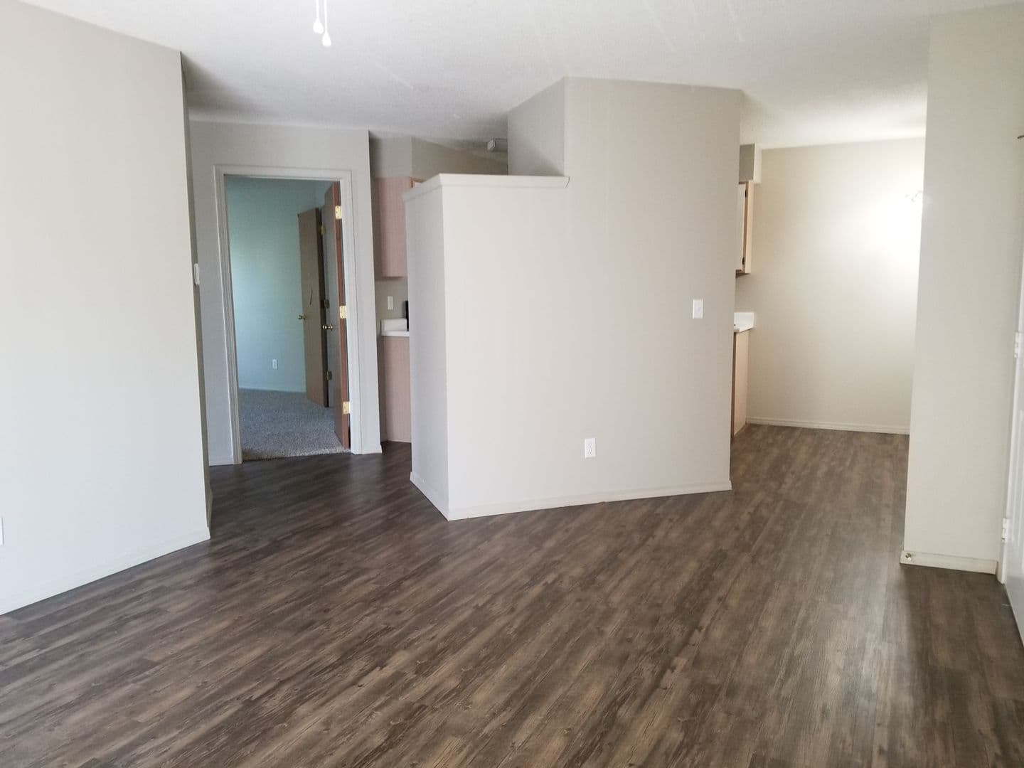 Nixa Apartment: 1016 N Pheasant Run