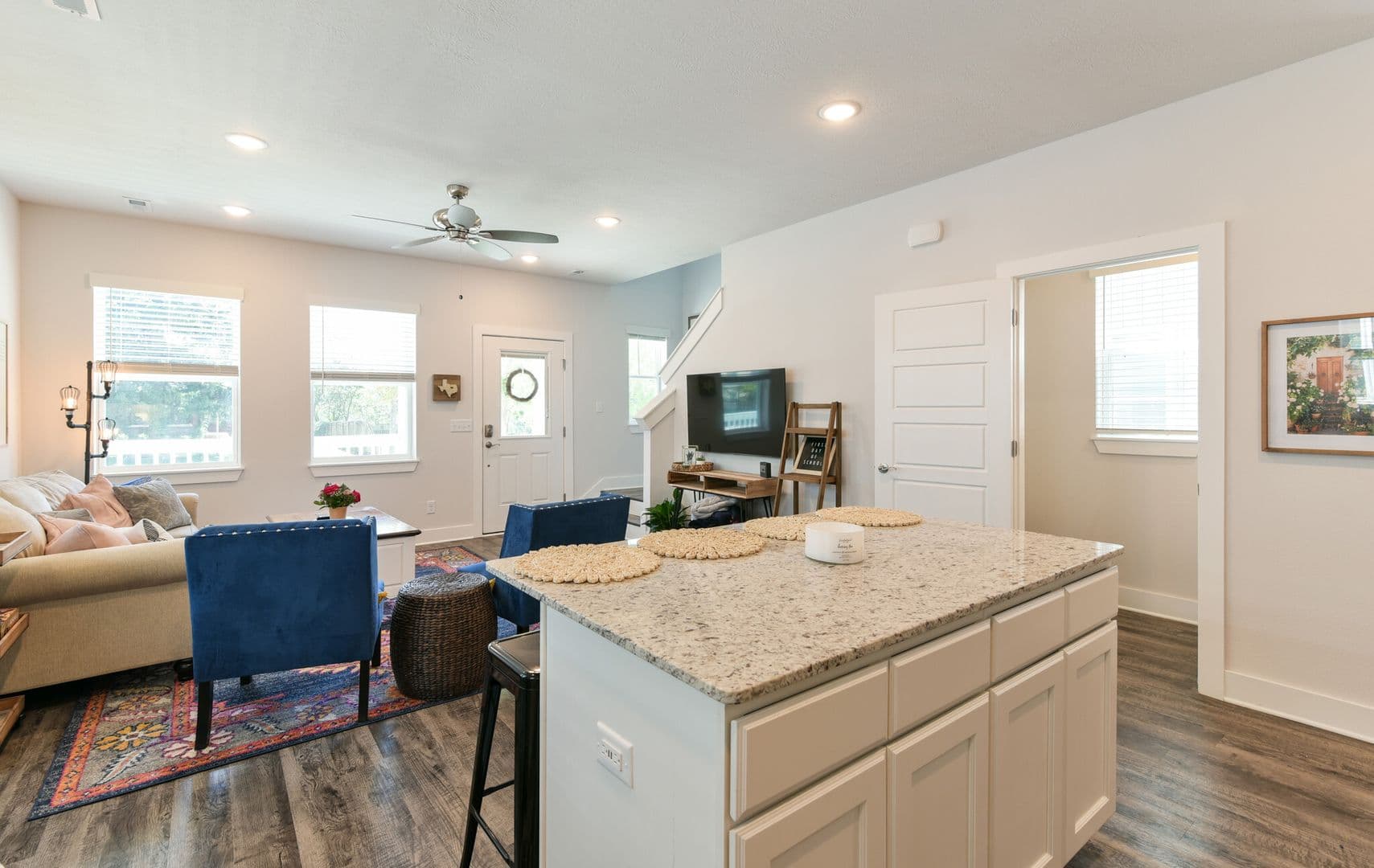 Springfield Apartment: 540 S. Kickapoo