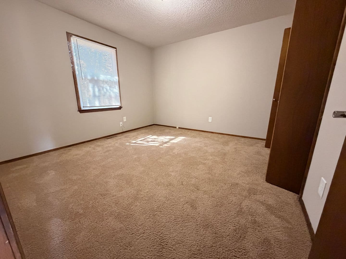 Springfield Apartment: 1632-1750 S. Kentwood Ave.