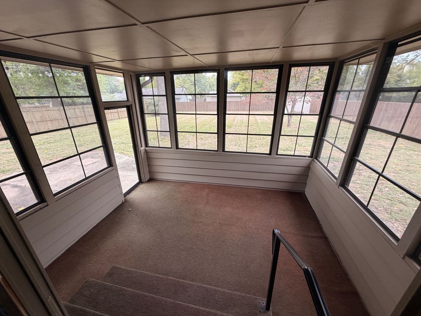 Springfield House: 2053 S. Kimbrough Ave