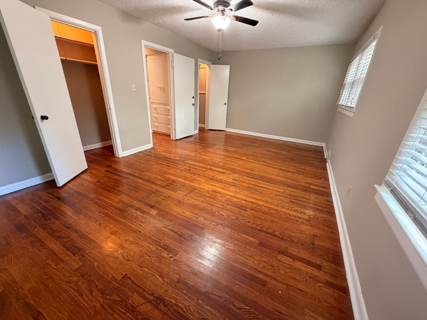 Springfield House: 1317 S Kentwood Ave