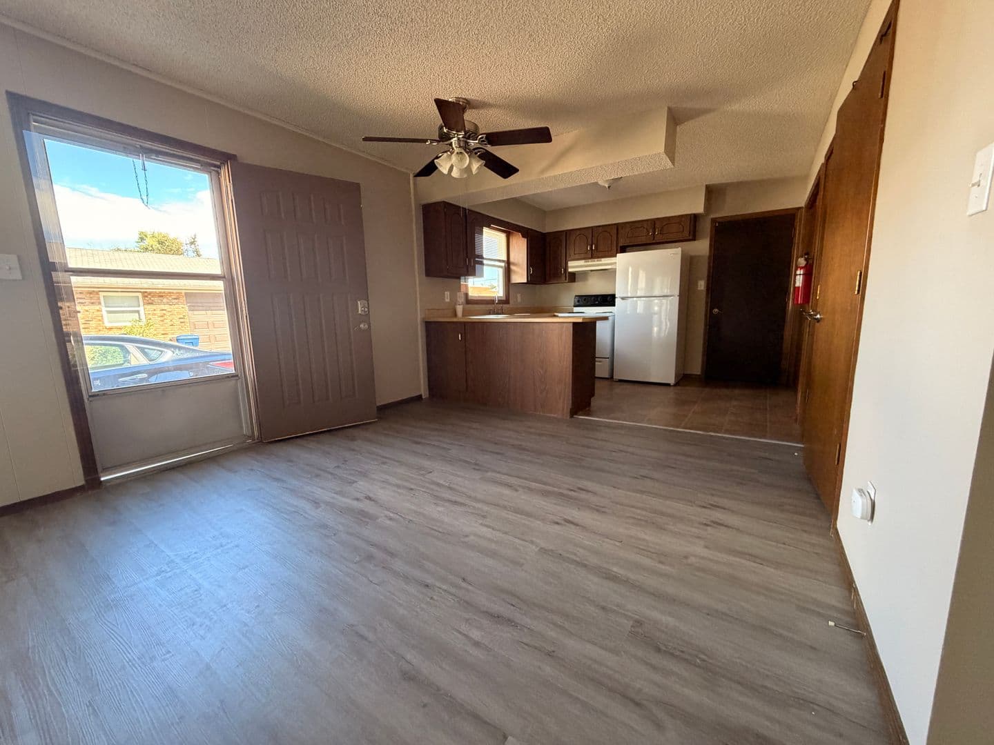 Springfield Apartment: 1632-1750 S. Kentwood Ave.
