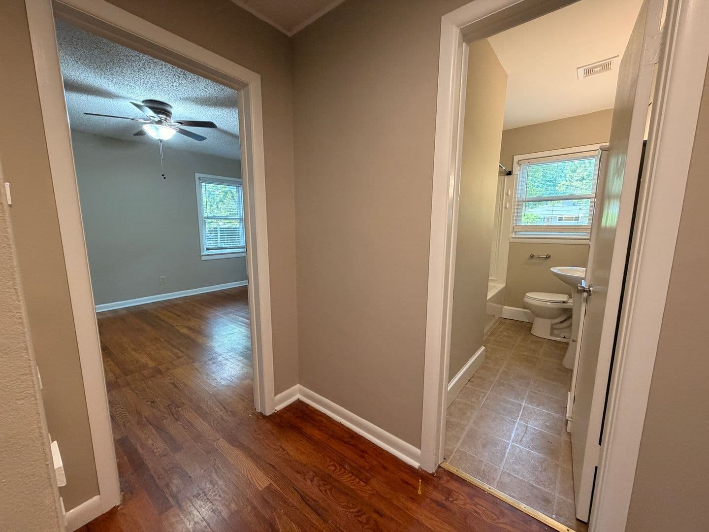 Springfield House: 1317 S Kentwood Ave