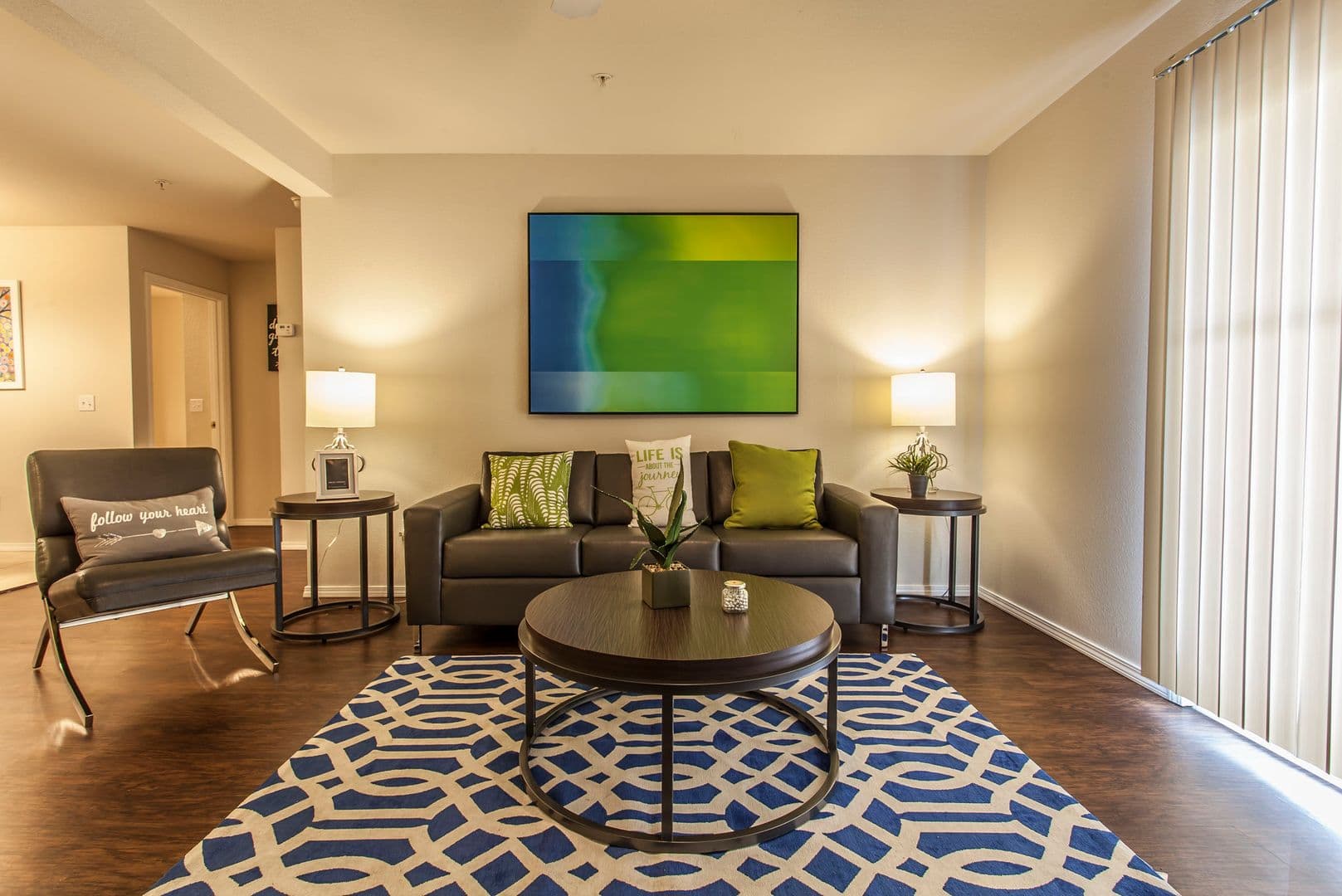 Springfield Apartment: 923 W. Battlefield