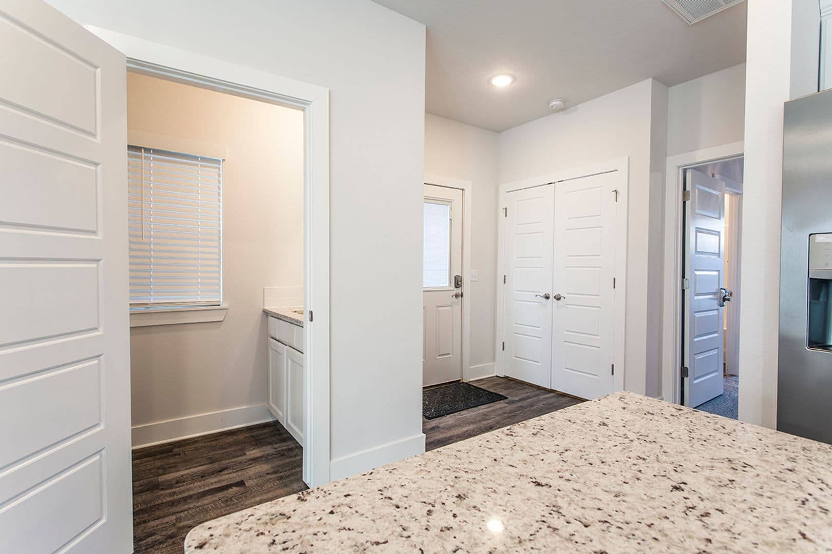 Springfield Apartment: 540 S. Kickapoo