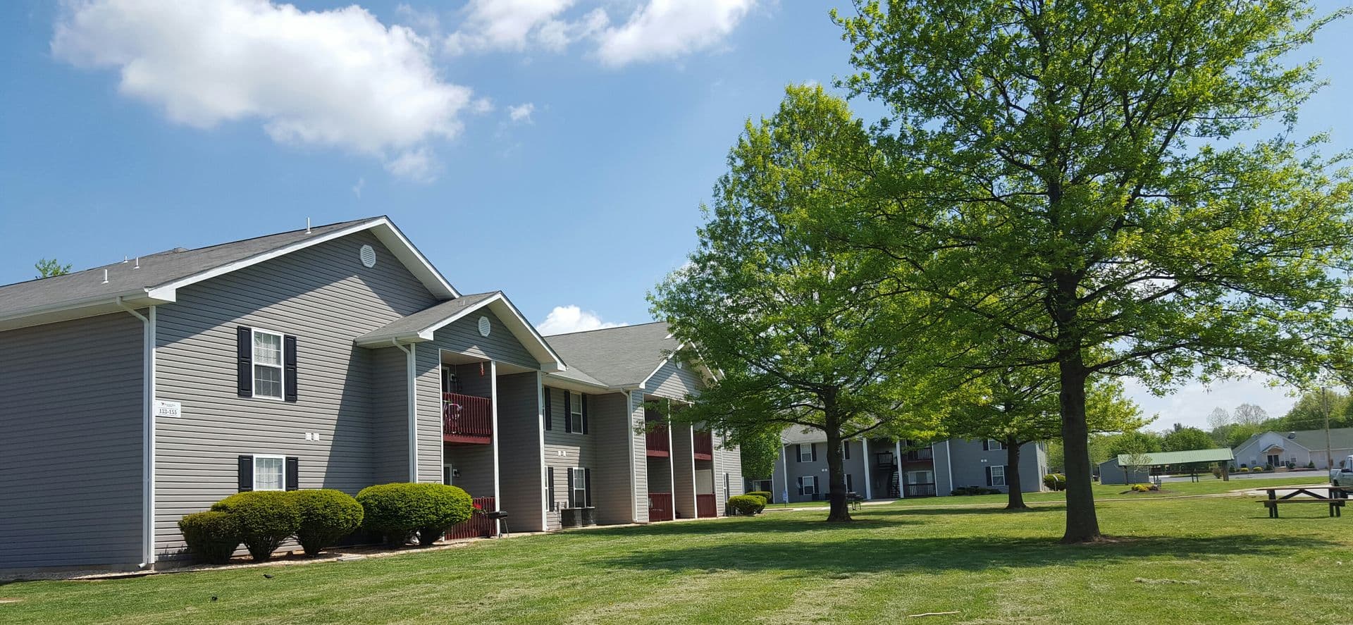 Nixa Apartment: 1016 N Pheasant Run