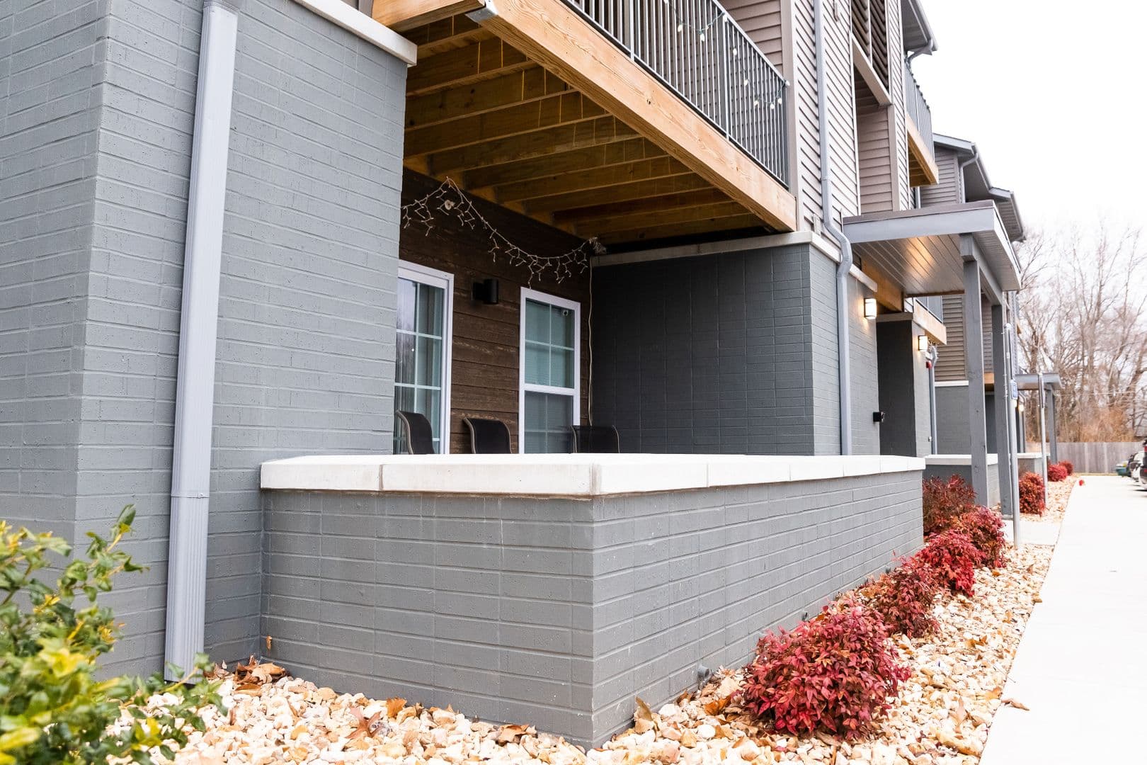 Springfield Apartment: 2013 E. Cherry St.