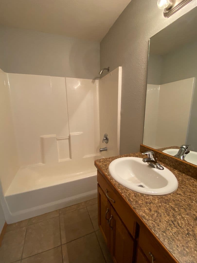 Ozark Apartment: 2309-2311 W. Parkview