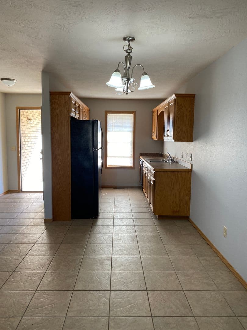 Ozark Apartment: 2309-2311 W. Parkview