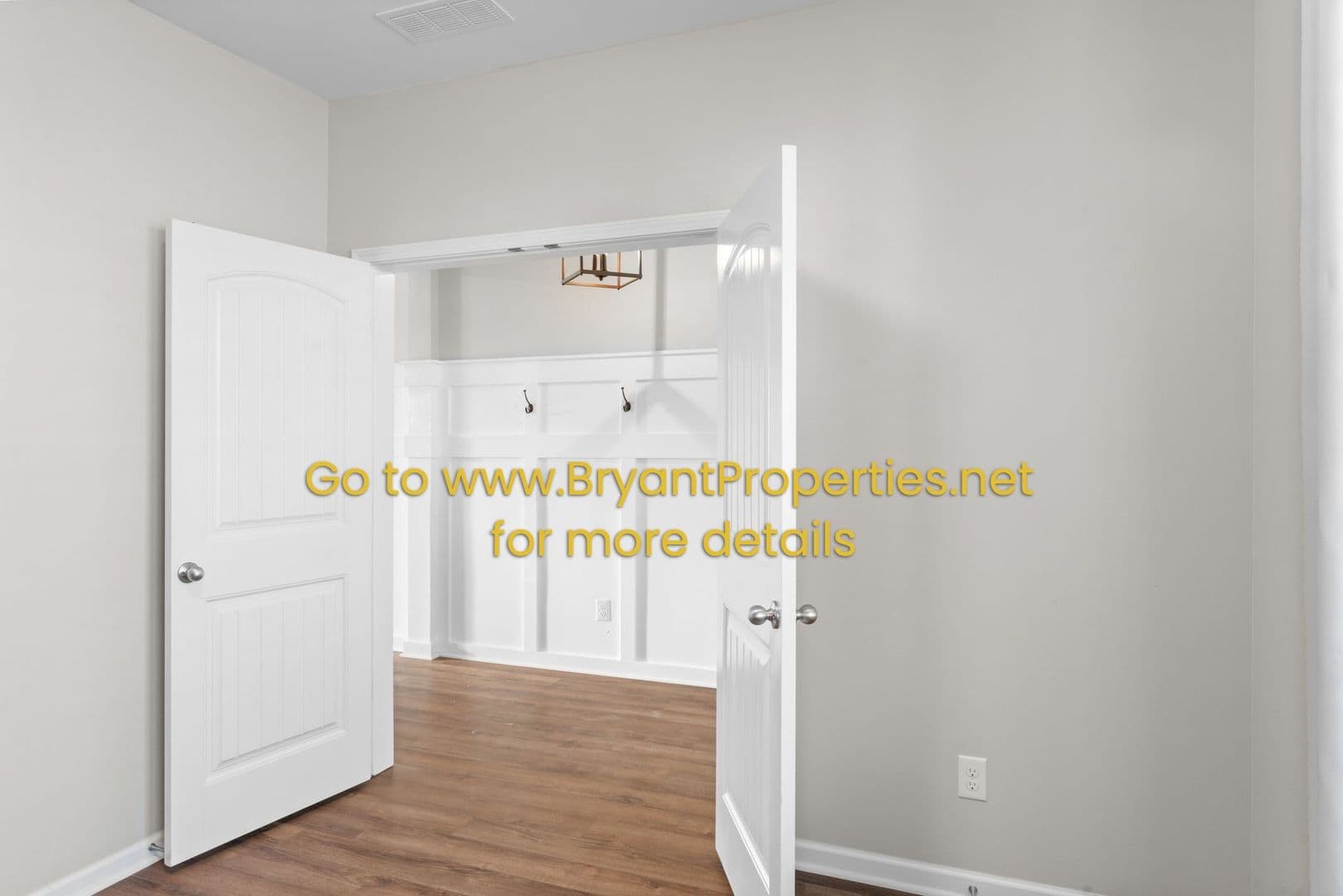 Hermitage House: 1801 Stonewater Dr