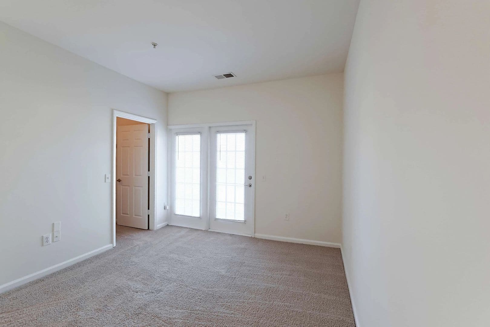 Greensboro Apartment: 4480 Platinum Drive