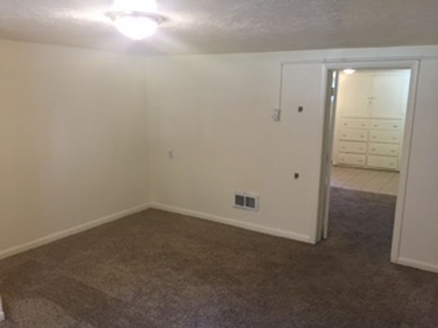 Idaho Falls Apartment: 403 Maple St #2