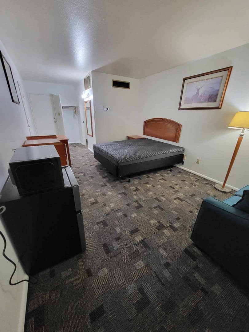 Idaho Falls Apartment: 255 E St